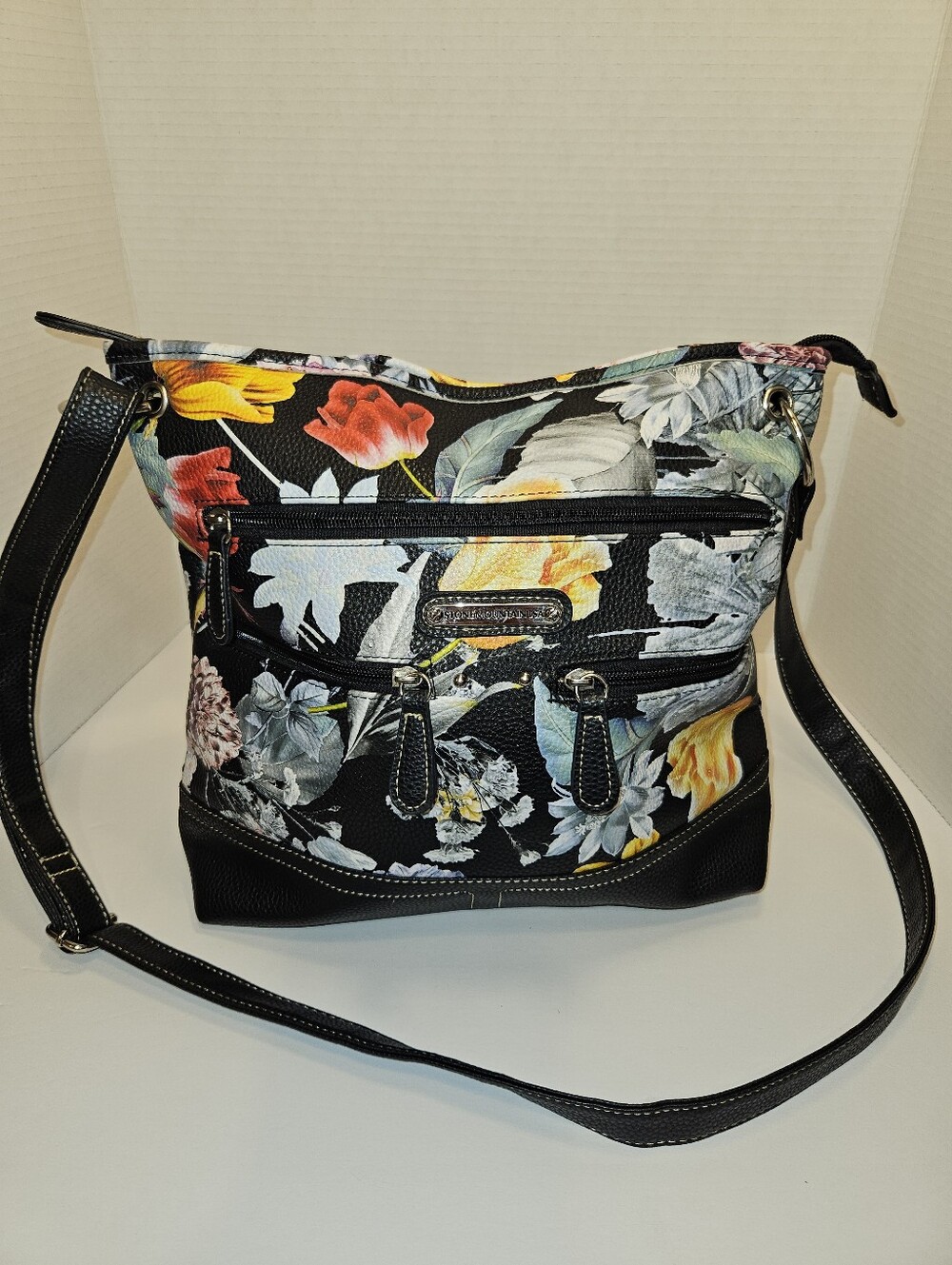 Stone Mountain USA Floral Print Crossbody Bag in Black